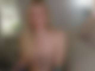 Brie Hunter's Live Sex Cam Show