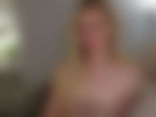 Brie Hunter's Live Sex Cam Show