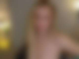 Brie Hunter's Live Sex Cam Show