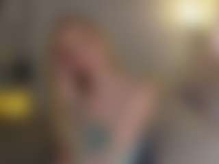 Live cam show with Brie Hunter - Bikini on Camsoda