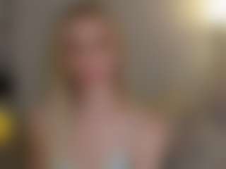Brie Hunter's Live Sex Cam Show