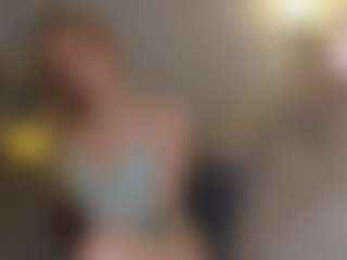Brie Hunter's Live Sex Cam Show