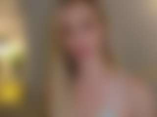 Brie Hunter's Live Sex Cam Show