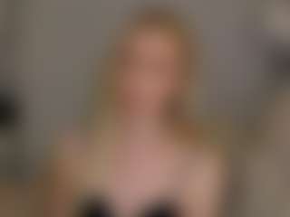 Brie Hunter's Live Sex Cam Show