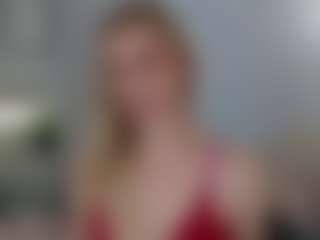 Live cam show with Brie Hunter - Tease Blonde Hair on Dolls Live