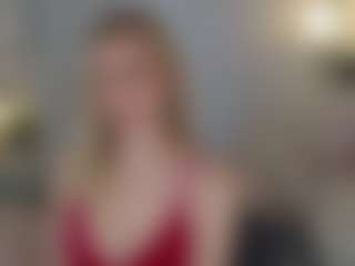 Live cam show with Brie Hunter - Squirt on Camsoda
