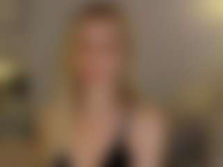Brie Hunter's Live Sex Cam Show