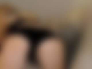 Brie Hunter's Live Sex Cam Show