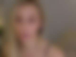 Brie Hunter's Live Sex Cam Show