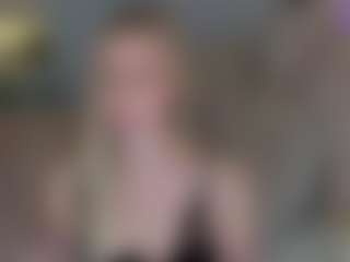 Live cam show with Brie Hunter - Bikini on Soda Cam