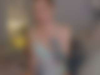 Brie Hunter's Live Sex Cam Show