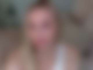Brie Hunter's Live Sex Cam Show