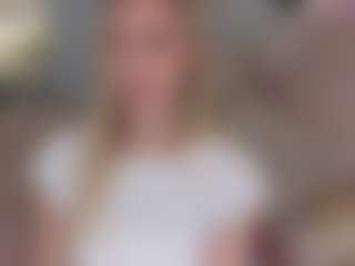 Brie Hunter's Live Sex Cam Show