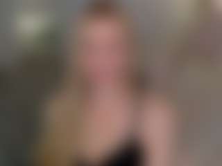 Live cam show with Brie Hunter - Foot Fetish Blonde Hair on TottyGirls