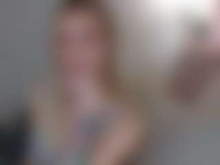 Live cam show with Brie Hunter - Spy Petite on camgirlchat.live