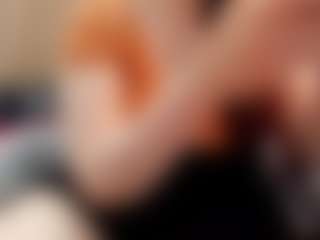 Live cam show with BattyMoll - Bedroom on dasdasdadada.com