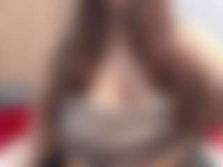 Live cam show with BattyMoll - Thong on Camsoda