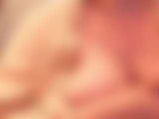 Live cam show with BattyMoll - Green Eyes on AdultVida.com