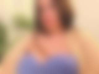 BattyMoll's Live Sex Cam Show