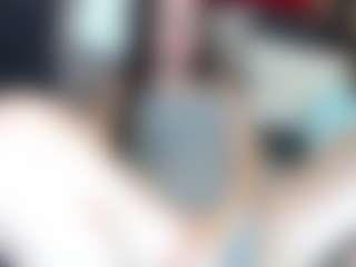 Live cam show with squirtyourface - Bedroom on Camsoda