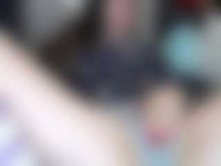 Live cam show with squirtyourface - Skinny on Camsoda