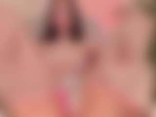 Live cam show with kendallrisex - Curvy on CamwithHer