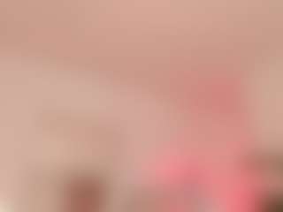 Live cam show with kendallrisex - Facial on Camsoda