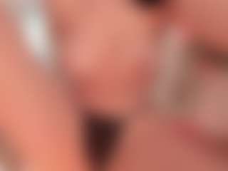 Live cam show with kendallrisex - Fingers on Camsoda