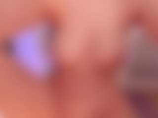 Live cam show with kendallrisex - Shaved Pussy on friskycurves.com