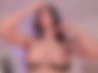 Live cam show with kendallrisex - BBW on TottyGirls