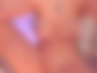 Live cam show with kendallrisex - Fingers on SpankPalCams