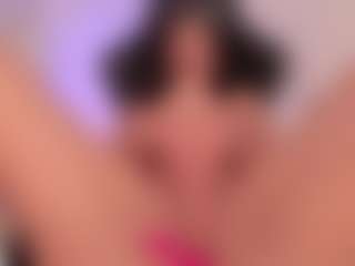 Live cam show with kendallrisex - Amateur Curvy on Cam Slut