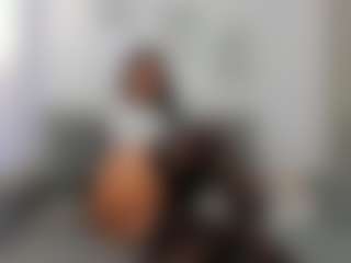 MarianaSilvaX's Live Sex Cam Show