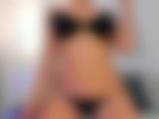 MarianaSilvaX's Live Sex Cam Show