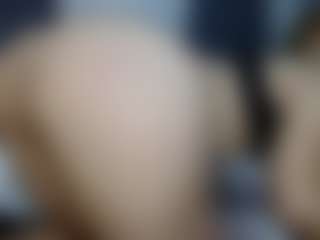 Live cam show with anny model - Blonde Hair Shaved Pussy on Gym Cam Girls