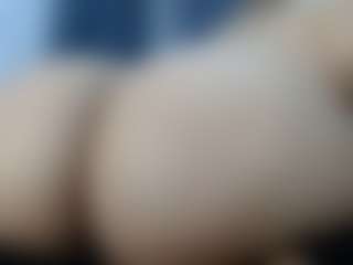 Live cam show with anny model - Strip on Pornisteam.com