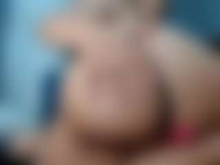 Live cam show with anny model - Playdildo on Camsoda