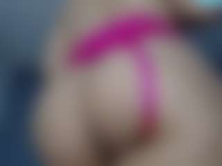 Live cam show with anny model - Long Hair on Camsoda