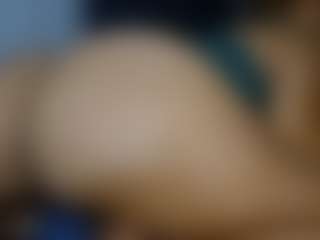 Live cam show with anny model - Rub on Uber Horny