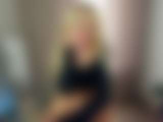 MirandaQueen's Live Sex Cam Show