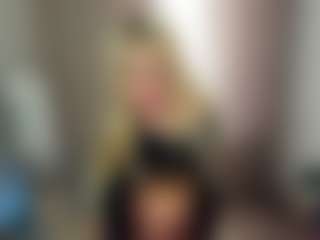 MirandaQueen's Live Sex Cam Show