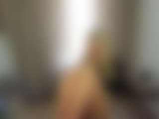 MirandaQueen's Live Sex Cam Show