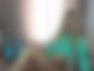 MirandaQueen's Live Sex Cam Show