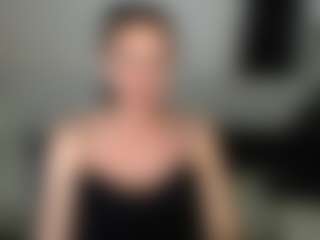 Live cam show with Carlalicious - Genital Piercings on Camsoda
