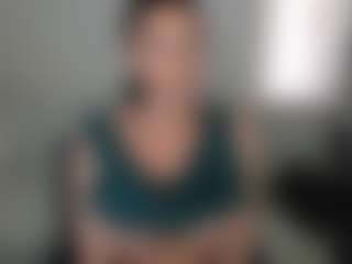 Live cam show with Carlalicious - Green Eyes on SinfulBabes
