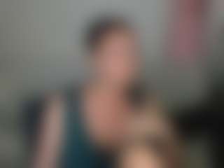 Live cam show with Carlalicious - Grey Eyes on Dolls Live