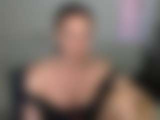 Live cam show with Carlalicious - Cuckold on Uber Horny