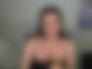 Live cam show with Carlalicious - Cosplay MILF on camwithhim.com