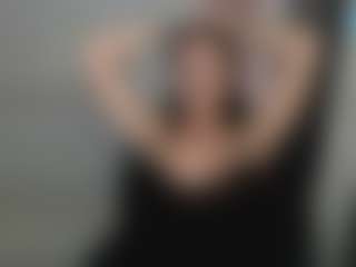 Live cam show with Carlalicious - Cosplay BBW on Mixed Magazine Live