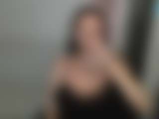 Live cam show with Carlalicious - Genital Piercings on StripNow